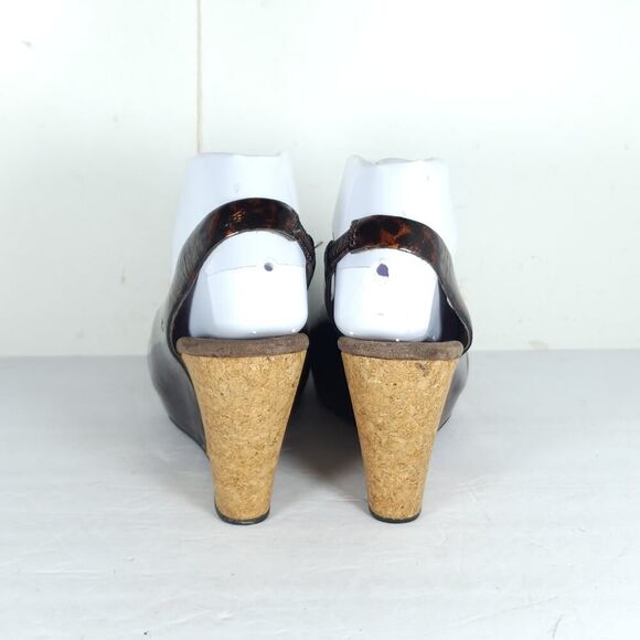 UGG Women's HAZEL Tortoise Shell US7 Patent Leather Cork Wedge Slingback Sandals - Picture 9 of 16